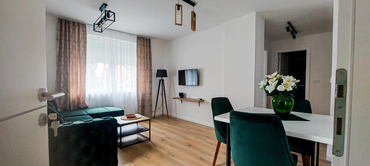 La Casa Apartments Jagodina Luaran gambar
