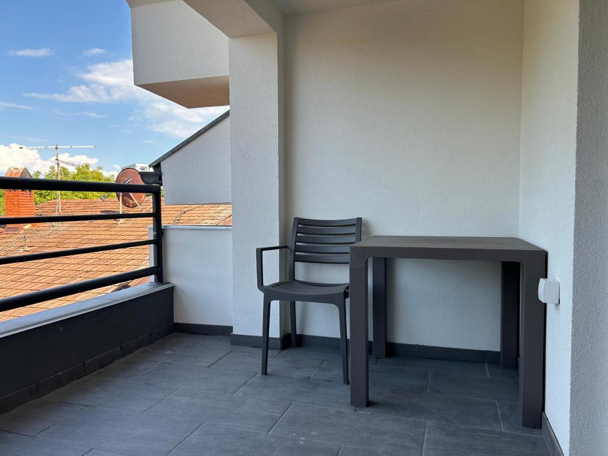 La Casa Apartments Jagodina Luaran gambar
